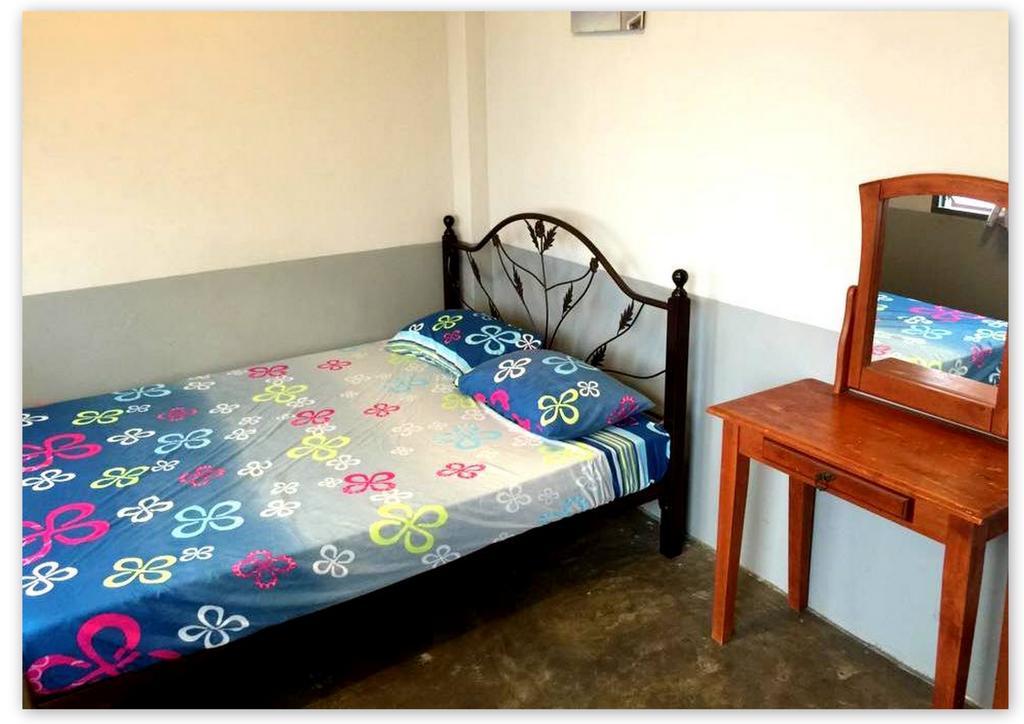 The Original Backpackers Travellers Inn Κουάλα Λουμπούρ Δωμάτιο φωτογραφία
