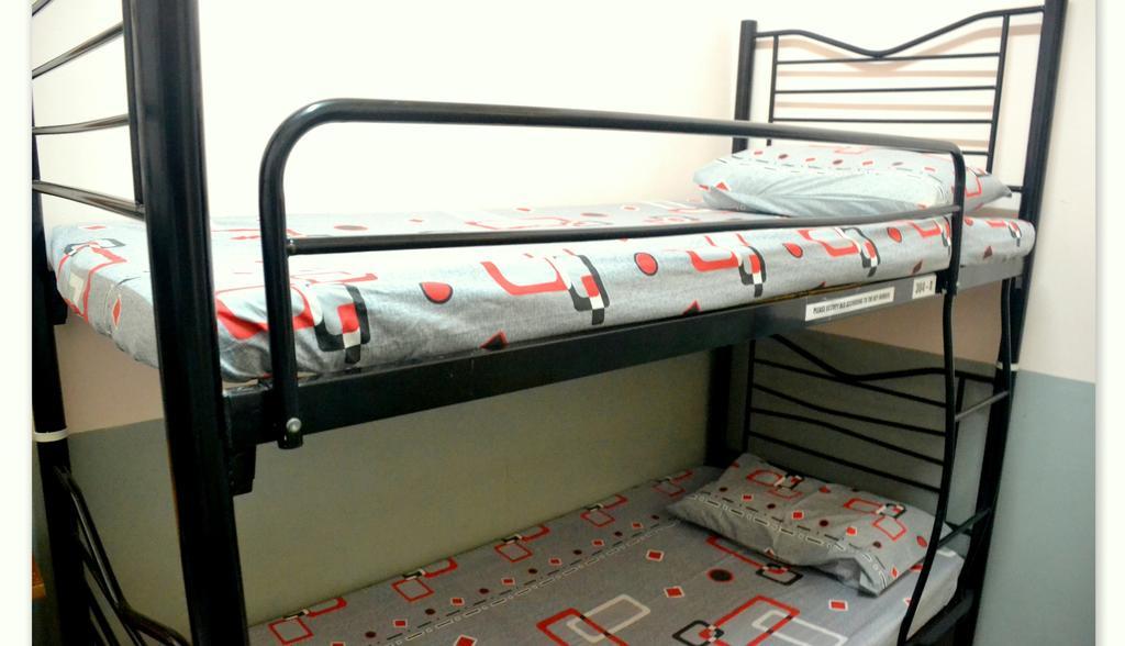 The Original Backpackers Travellers Inn Κουάλα Λουμπούρ Δωμάτιο φωτογραφία