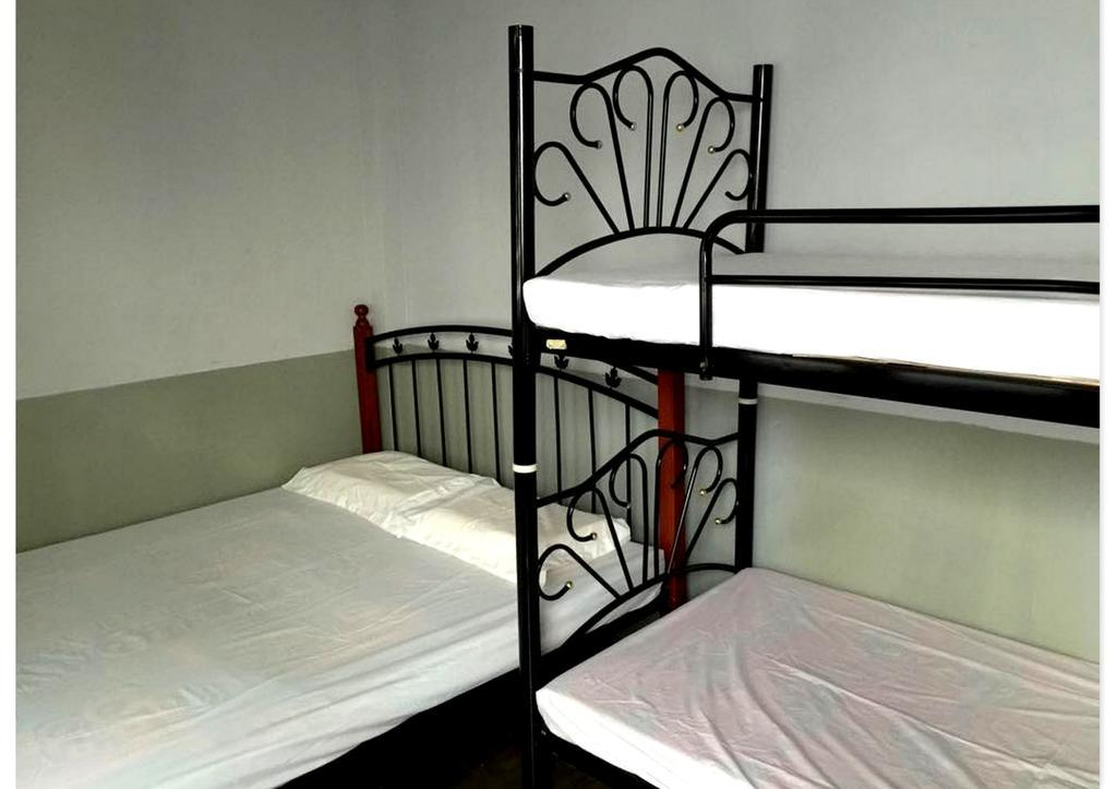The Original Backpackers Travellers Inn Κουάλα Λουμπούρ Δωμάτιο φωτογραφία